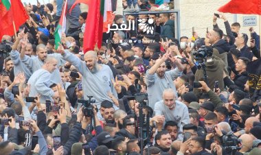 Gazze'de Filistinli esirler coşkuyla karşılandı