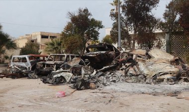 İsrail, Golan'da işgal ettiği beldeden çekilirken geride enkaz bıraktı