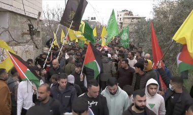 Şehit Filistinli genç için nişan yerine cenaze töreni yapıldı