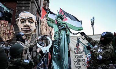 Filistin destekçileri, Beyaz Saray önünde Netanyahu ile Trump'ı protesto etti