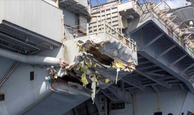 Akdeniz'de çarpışan ABD'ye ait uçak gemisinin görüntüsü paylaşıldı