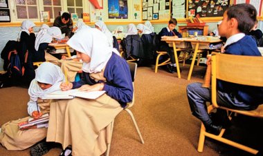 Yeni Zelanda'da okullarda Müslümanlar ötekileştiriliyor