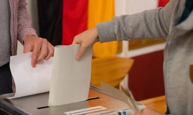 Almanya yarın sandık başına gidiyor