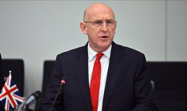 İngiltere Savunma Bakanı: Tehditler arttı, yeni savunma şart