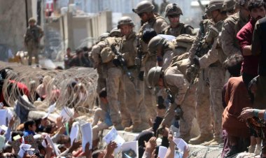 Trump: Afganistan'dan çekilme sürecine dahil olan tüm generaller kovulmalı