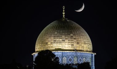 İlk kıble Mescid-i Aksa'dan ramazanın müjdecisi hilal görüldü