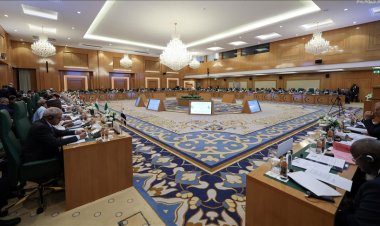 İslam İşbirliği Teşkilatı, Gazze'nin yeniden inşasını destekleyerek, İşgalci İsrail'den Suriye'den çekilmesini talep etti