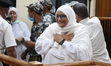 Mısır'da insan hakları savunucusuna zulüm: Hoda Abdelmoneim ölüme terk edildi