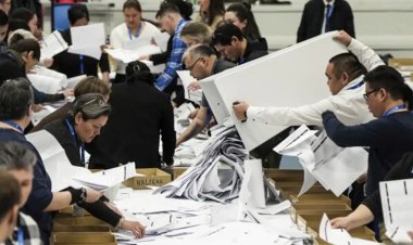 Grönland'da seçimi muhalefet partisi kazandı