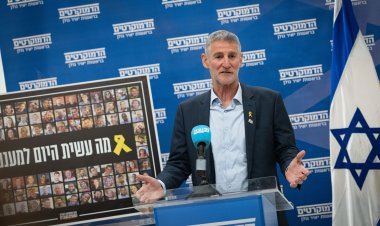 Golan: Netanyahu, siyasi bekası için İsrail'in güvenliğini satıyor