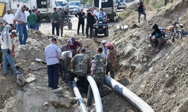 Siyonist İsrail, Humus'a hava saldırısı düzenledi