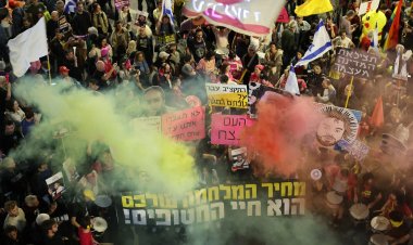 İsrail'de on binler, Netanyahu'ya "istifa" dedi!