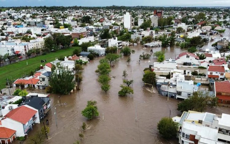 Arjantin'de şiddetli yağışlar sele neden oldu: 10 ölü