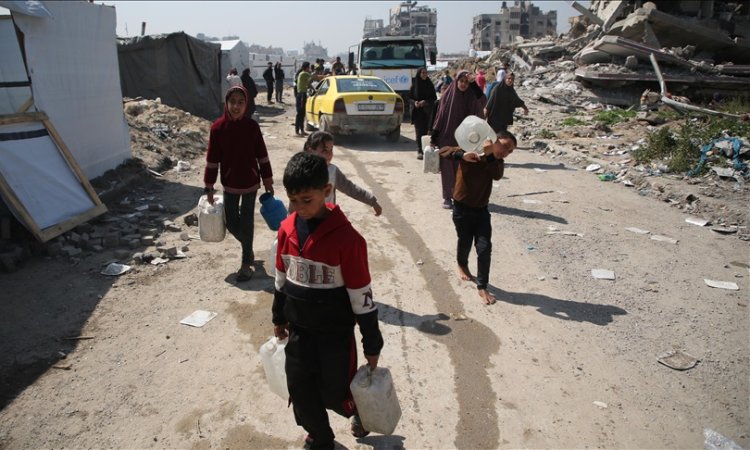 Hamas: Gazze'de gıda ve su kesintisi insani felaketi derinleştiriyor