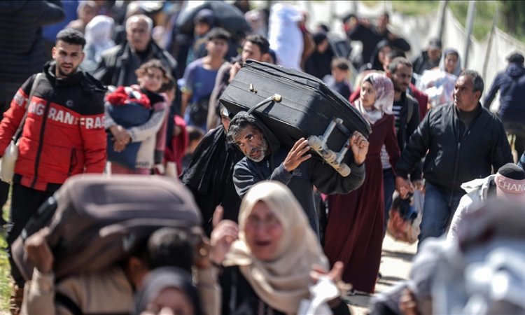 BM: Gazze'ye saldırılarda 142 bin kişi yerinden oldu