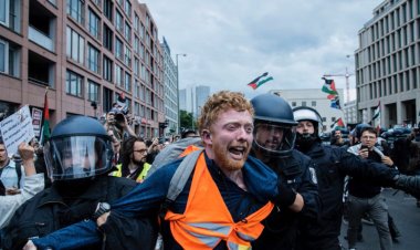 Filistin destekli protestolarda yer alan iki İrlandalı'ya Almanya'dan sınır dışı kararı