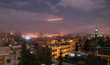 Suriye: İsrail'in saldırılarında çok sayıda sivil ve asker yaralandı