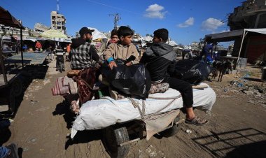 İşgalci İsrail, Gazze'de 4 mahalle için tahliye uyarısı yaptı