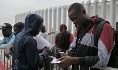 ABD'ye iltica başvuru uygulamasıyla gelenlerin ülkeyi terk etmeleri istendi