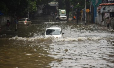 Hindistan ve Nepal'de şiddetli yağışlar sonucu 100'den fazla kişi öldü