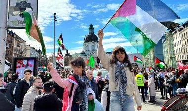 İsveç'te, Filistinli çocuk ve kadınları katleden siyonist rejim protesto edildi