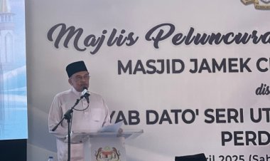 Malezya Başbakanı: Müslümanlar, davranışlarıyla İslam’ın yüceliğini göstermeli