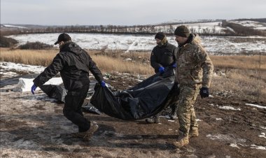 Rusya-Ukrayna Savaşı'nda yaşamını yitiren askerlerin cenaze değişimi yapıldı