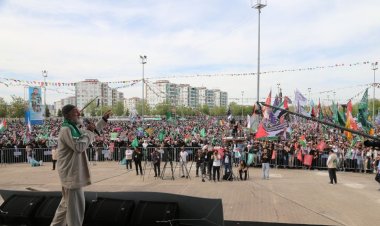 "Bu meydan HAMAS’tır, bu gençlik Kassam’dır! Diyarbakır'dan Gazze'ye direnişin ve Peygamber aşkının haykırışı"