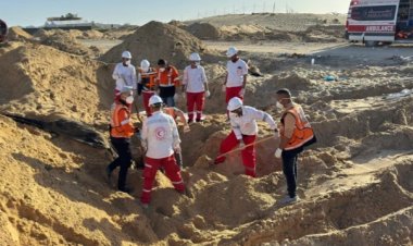 Haaretz, İsrail'in Refah'ta yardım görevlilerini infaz ettiğini itiraf etti