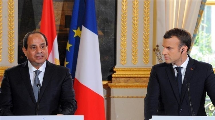 Macron, Gazze gündemli üçlü zirve için Mısır’da