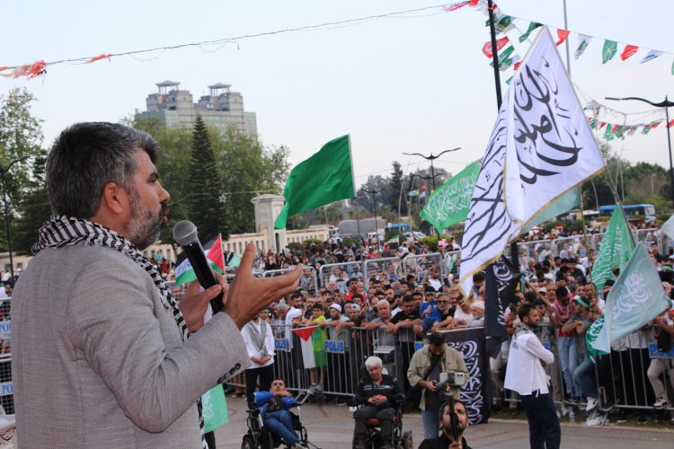 Milletvekili Dinç: "Yerli siyonistler peygamber ahlakını aramızdan çıkarmak istiyorlar"