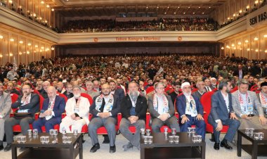 Ankara'da Büyük Gazze Konferansı: "HAMAS galip gelirse; Sisi, Suud, Kuveyt ve BAE kralları yerinde durabilecek mi?"