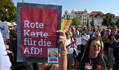 Anket: Alman halkının yüzde 48'i aşırı sağcı AfD'nin yasaklanmasını destekliyor