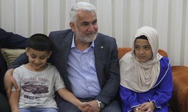 Yapicioglu malbata şehîd Sacîd zîyaret kir