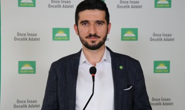 HÜDA PAR Gençlik Kolları Başkanı Günaydın: Gençlik ve aileyi hedef alan içerikler, milli güvenlik sorunudur