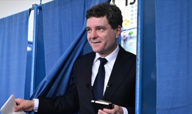 Romanya'da cumhurbaşkanı seçimini bağımsız aday Nicuşor Dan kazandı