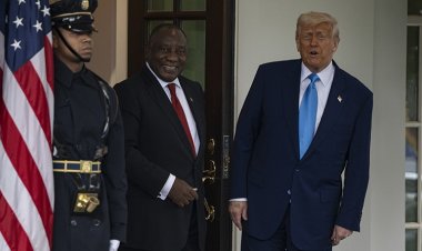 Trump ile Ramaphosa görüşmesine 'beyaz çiftçilere soykırım' iddiası damga vurdu