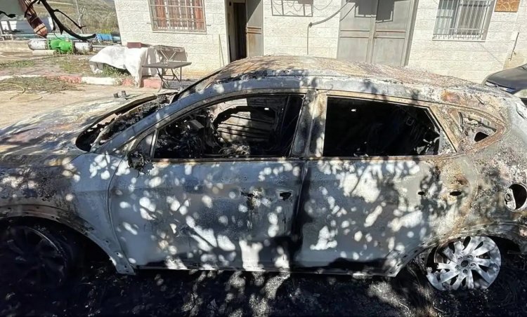 Yahudi çeteler Filistinlilerin evlerine saldırdı, araçlarını yaktı