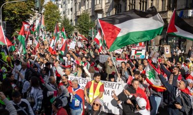 Almanya’da ünlülerden hükûmete: İsrail’e silah yok, Gazze’ye yardım ve ateşkes çağrısı