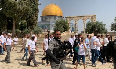 Siyonist Yahudi çeteler Mescid-i Aksâ'ya baskın düzenledi