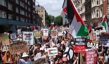 İngiltere ve İsveç halkı ayakta: İran'ı bombalamayı bırakın, Gazze'den elinizi çekin