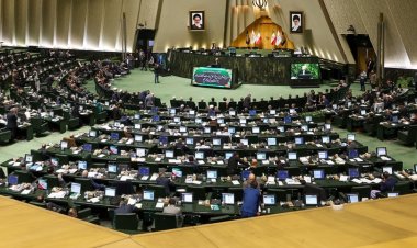 İran'da UAEA ile işbirliğini durdurmaya yönelik yasa tasarısı Meclise sunuldu