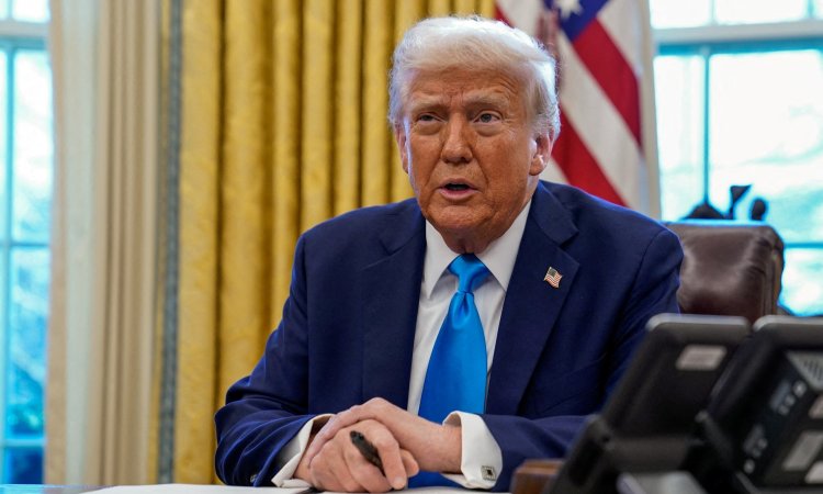 Trump'tan 12 ülkeye yeni seyahat yasağı: İran, Afganistan ve Yemen de listede