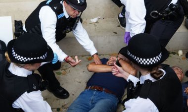 İngiltere polisi, Filistin destekçilerine müdahale etti: 20 gözaltı