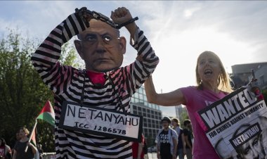 Netanyahu, Washington'a ziyareti öncesinde Beyaz Saray önünde protesto edildi