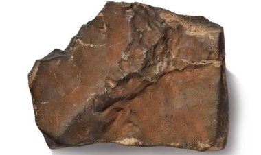 Dünyanın en büyük Mars taşı 5,3 milyon dolara satıldı