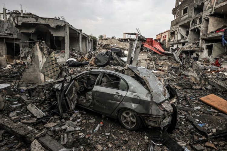Gazze'de şehit sayısı 57 bin 523'e yükseldi