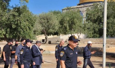 Aşırı sağcı siyonist Bakan Ben-Gvir, Mescid-i Aksa'ya baskın düzenledi