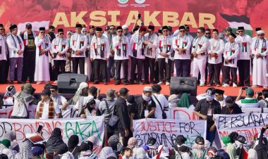 Endonezya Ulema Konseyi’nin çağrısıyla Cakarta’da Gazze’ye destek yağmuru