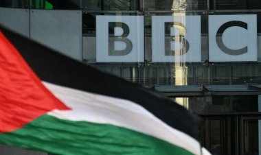BBC'nin yayınlamadığı belgeselin yapımcısı, Gazze soykırımını belgelemeyi sürdürecek